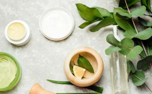 Mỹ phẩm thiên nhiên và mỹ phẩm hữu cơ: Sự khác biệt là gì?