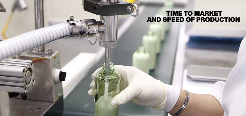 So sánh lợi ích của gia công mỹ phẩm nhãn riêng và gia công mỹ phẩm theo hợp đồng