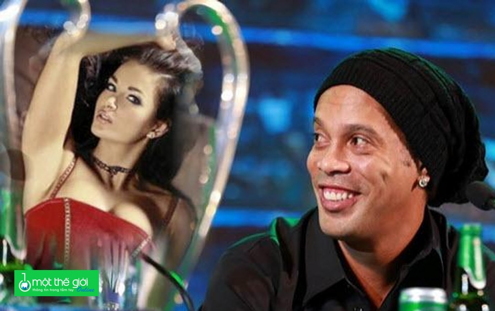 Bí mật chuyện ấy của cầu thủ: Sự thật đằng sau sân cỏ