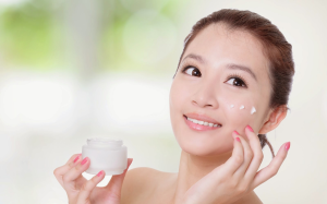 Quy trình Gia Công Mỹ Phẩm Dưỡng Da: Những Điều Starup Nhất Định Phải Biết