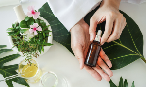 Thị trường mỹ phẩm thiên nhiên, xu hướng và thách thức