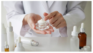 Mỹ phẩm dưỡng da và chi phí gia công