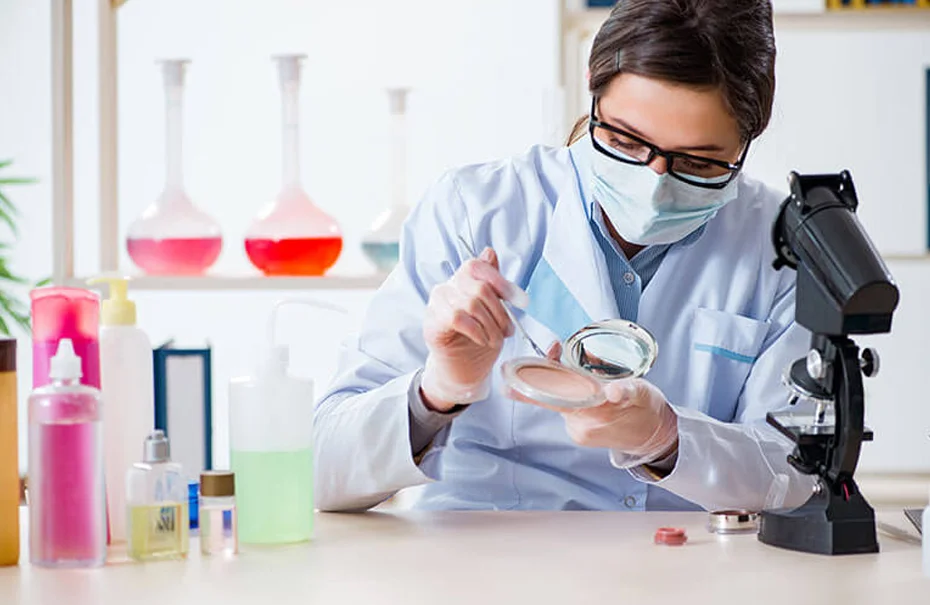 Gia công mỹ phẩm chuẩn CGMP: Hành trình tạo nên thương hiệu Việt